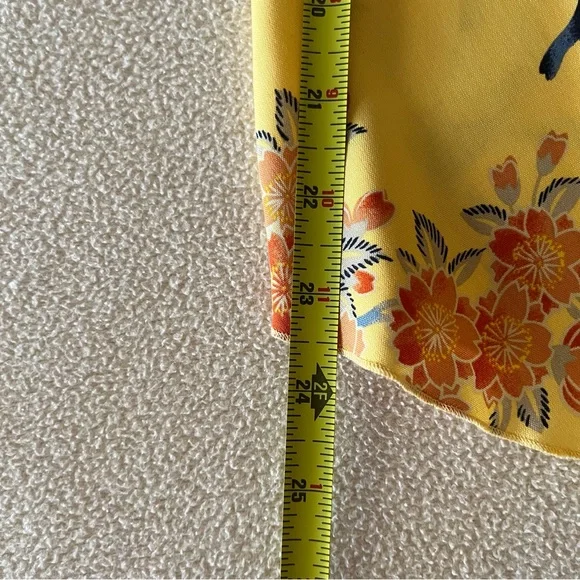 A.M.I. SILK SKIRT ASYMMETRICAL FLORAL BIRDS SZ 12 - Picture 9 of 16